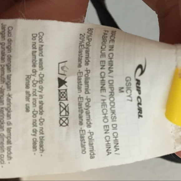 Ripcurl pink and black bandeau Bikini top - Picture 4 of 4